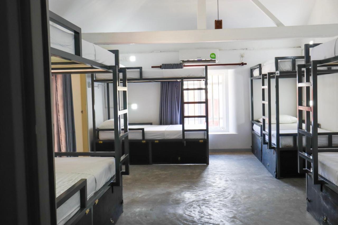 Hostel Why Not Backpackers Mirissa Zewnętrze zdjęcie