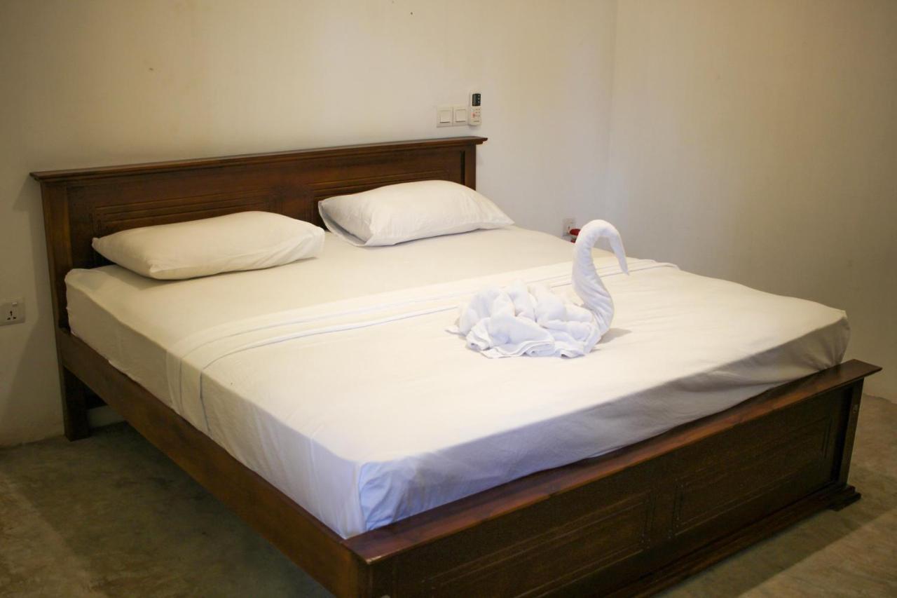 Hostel Why Not Backpackers Mirissa Zewnętrze zdjęcie