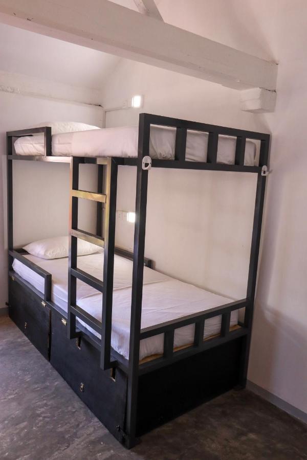 Hostel Why Not Backpackers Mirissa Zewnętrze zdjęcie